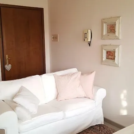 Casa Shabby Tatil Evi Marone